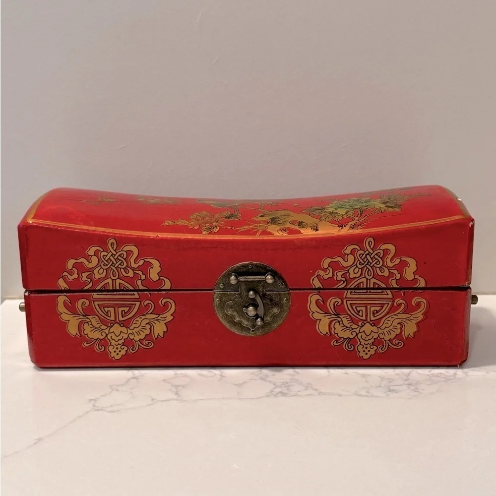 Chinese Jewelry Pillow Box